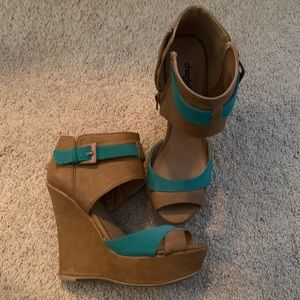 Tan wedges